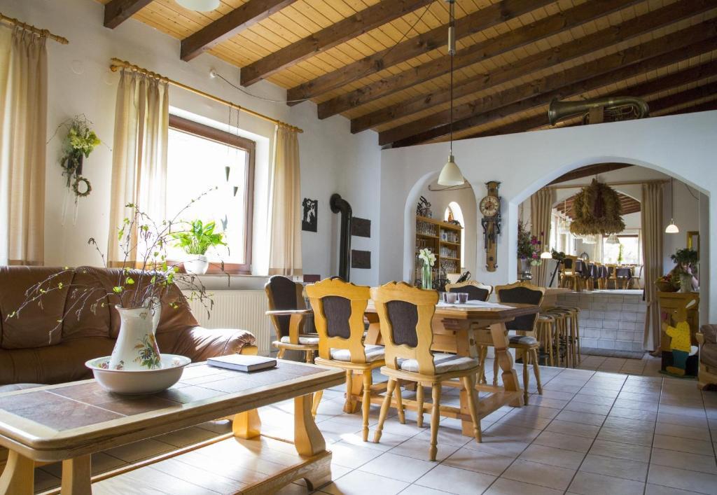 Hotel-Pension-Waldblick Garni Gittersdorf Bagian luar foto