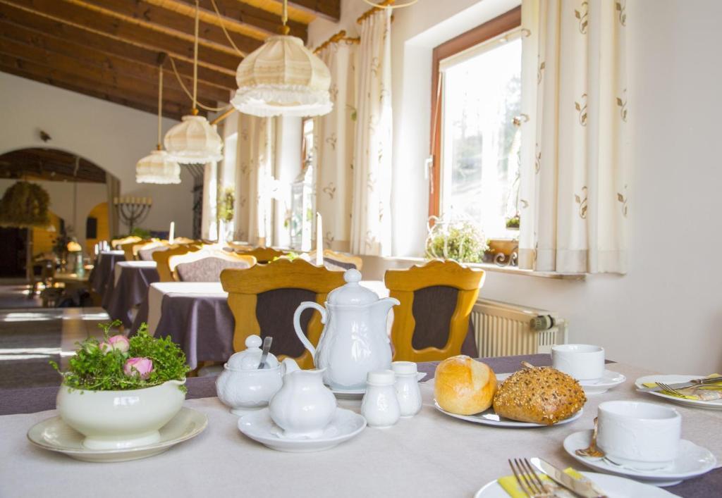 Hotel-Pension-Waldblick Garni Gittersdorf Bagian luar foto